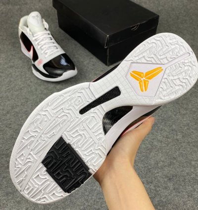 Nike Kobe 5 Protro Bruce Lee Alternate