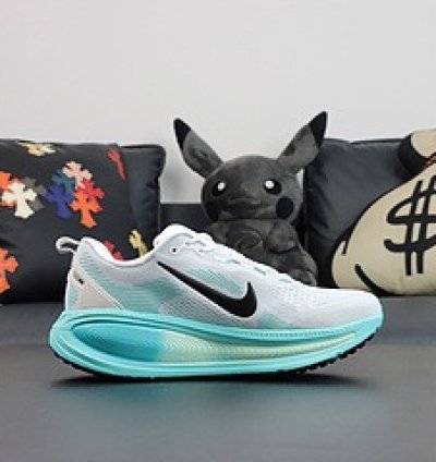 NIKE AIR ZOOM VOMERO 18 HM6803-103