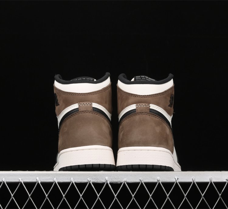 Dark Mocha AJ1