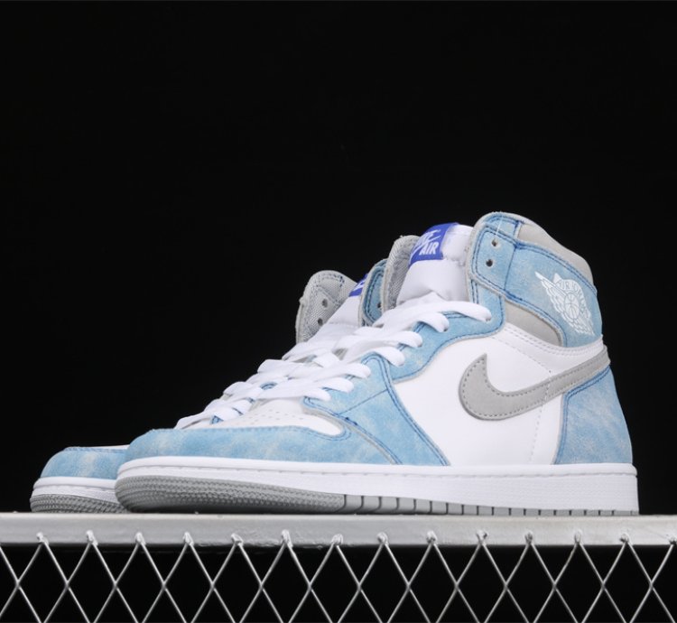 Hyper Royal AJ1