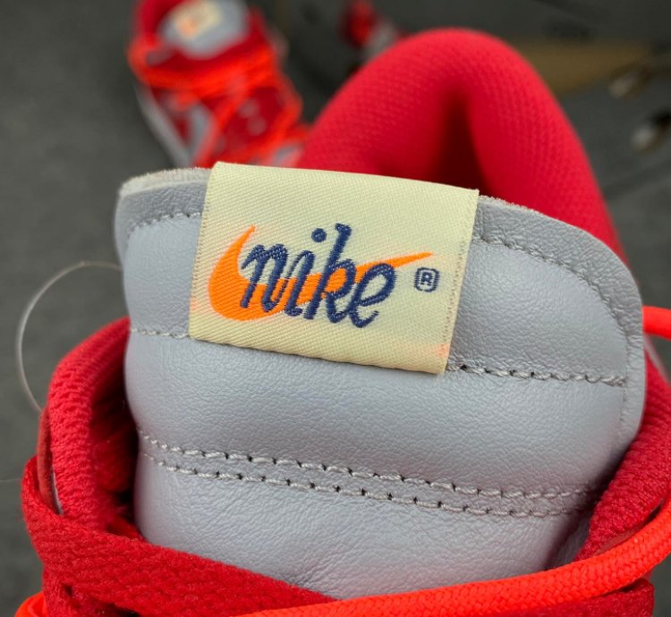 Nike Dunk Low Off-White University Red