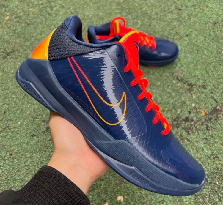 Caitlin Clark x Nike Kobe 5 Protro Indiana Fever