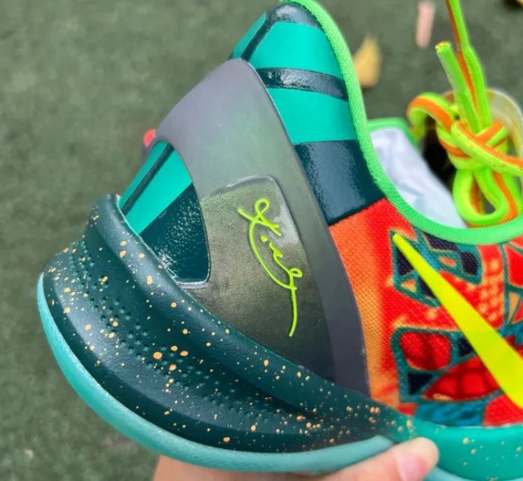 Nike Kobe 8 Protro What The