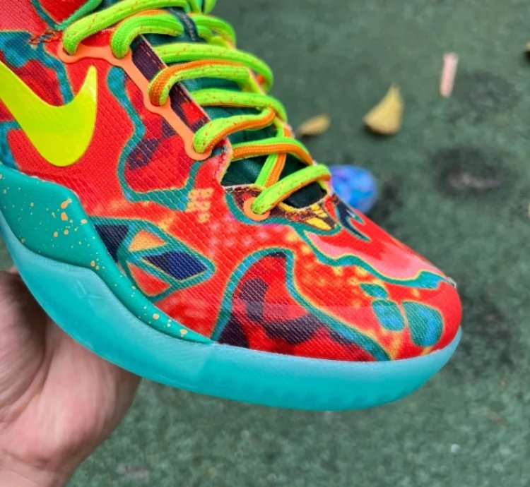 Nike Kobe 8 Protro What The
