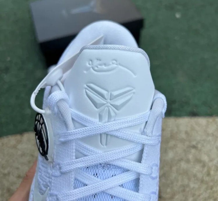 Nike Kobe 9 Elite Low Protro Halo