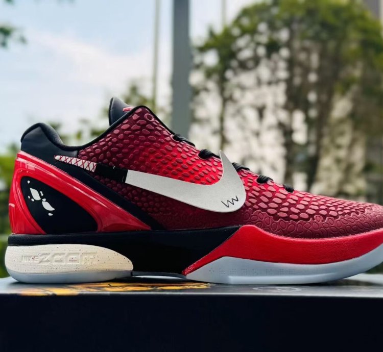 Kobe 6 Protro x Marvel  " Deadpool "