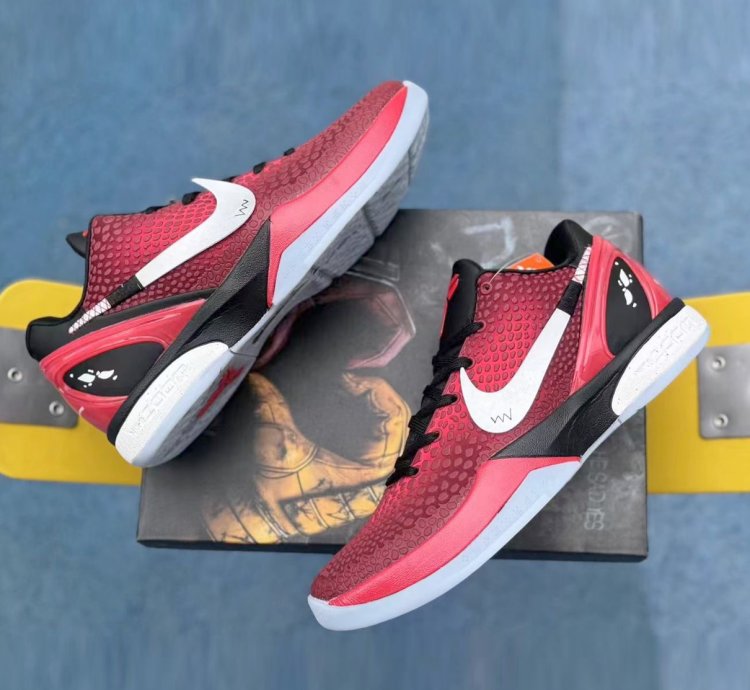 Kobe 6 Protro x Marvel  " Deadpool "