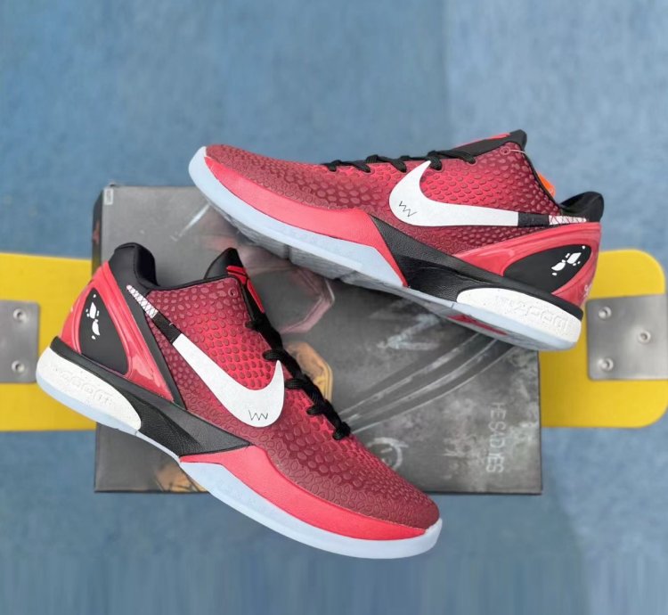 Kobe 6 Protro x Marvel  " Deadpool "