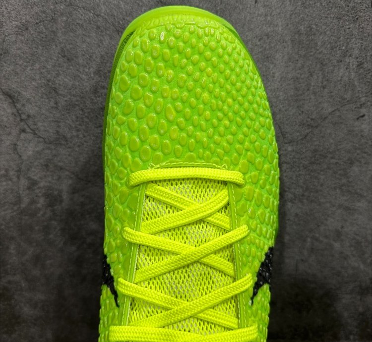 NK Zoom KOBE 6 Protro CW2190-300