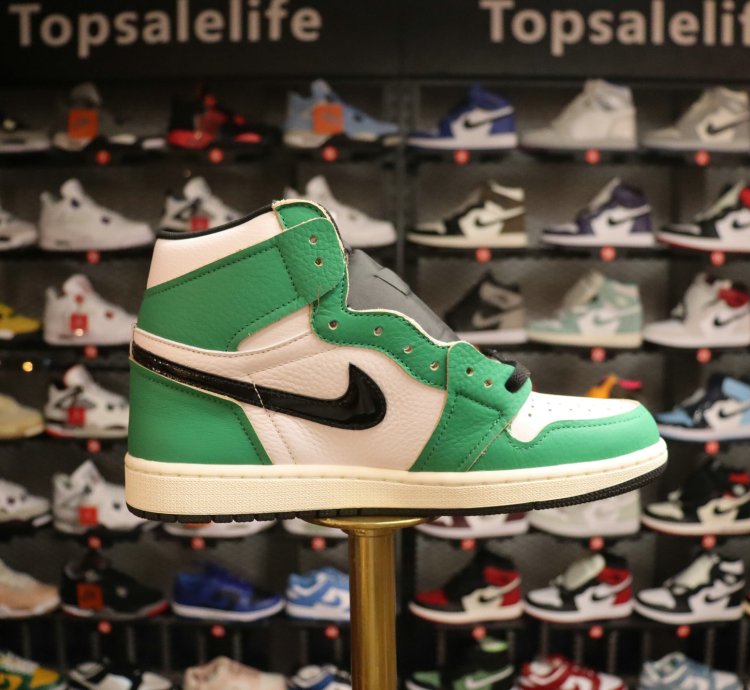 Nike Air Jordan 1 Retro High Lucky Green CU0449-300