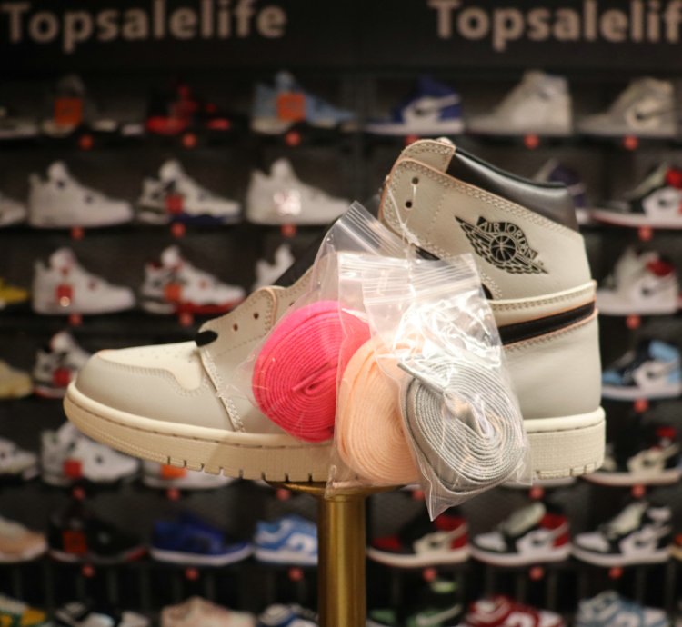Nike Air Jordan 1 Retro High OG Defiant SB NYC to Paris