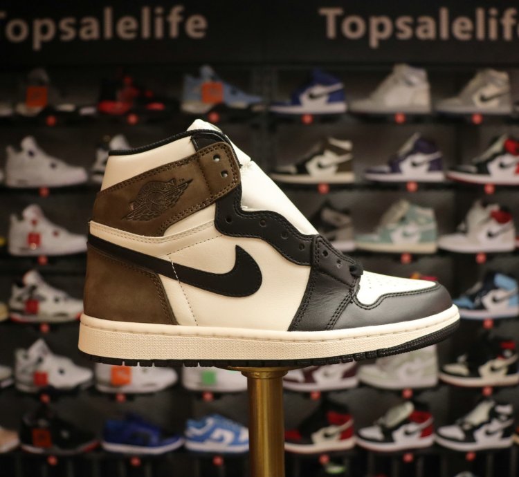 Nike Air Jordan 1 Retro High OG 'Dark Mocha' 555088-105