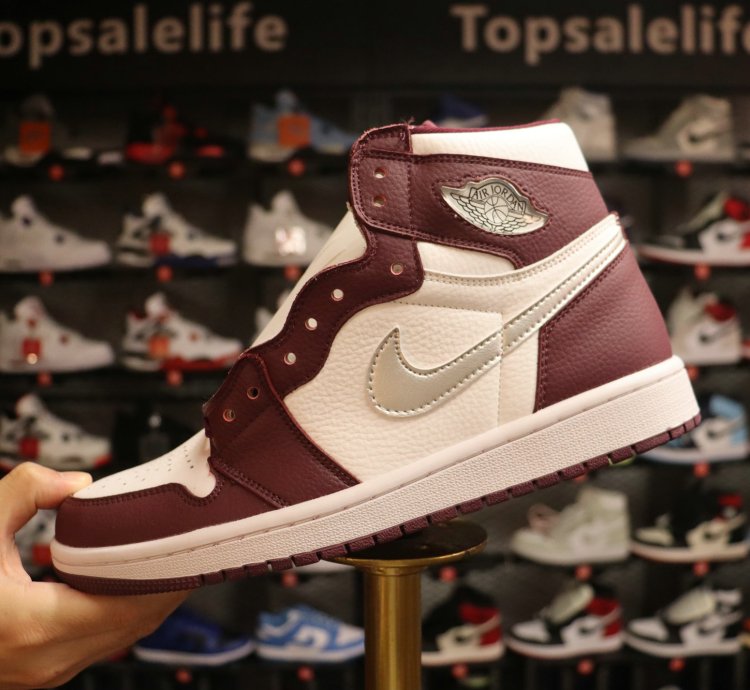 Air Jordan 1 Retro High 'Bordeaux' 555088-611