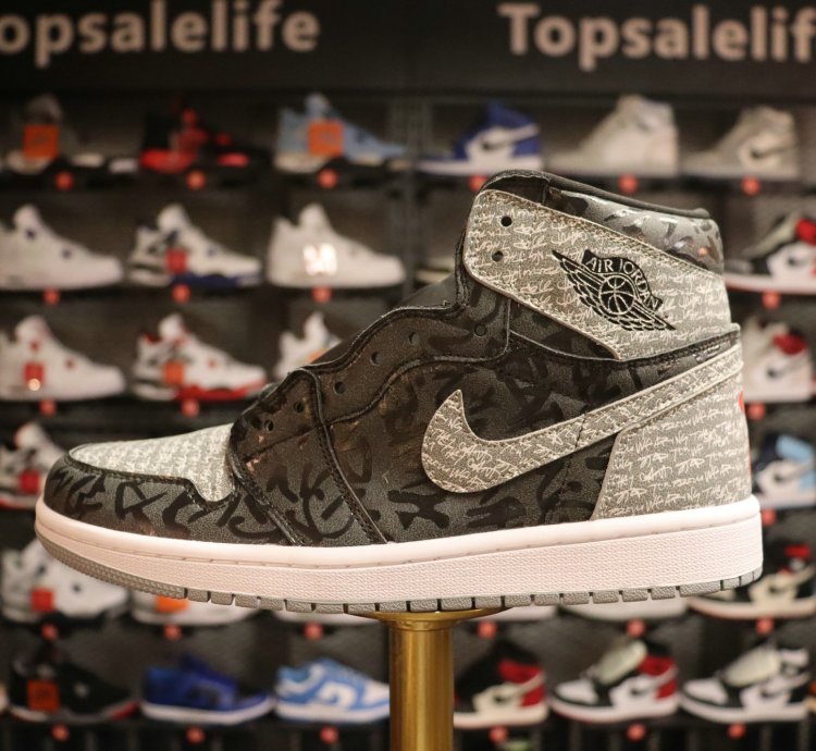 Air Jordan 1 High OG 'Rebellionaire' 555088-036