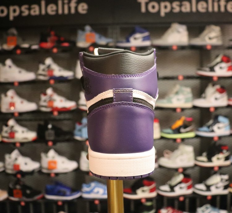 Air Jordan 1 Retro High OG 'Court Purple 2.0' [also worn by Madsaki] 555088-500
