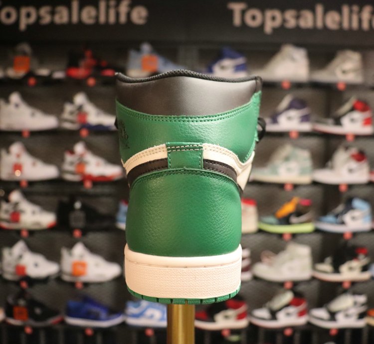 Air Jordan 1 Retro High OG 'Pine Green' 555088-302
