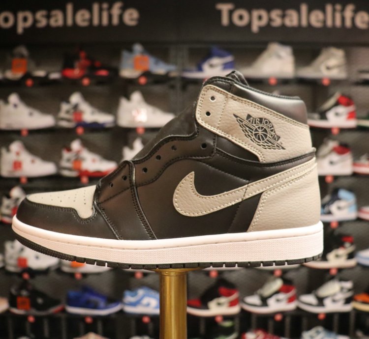 Air Jordan 1 Retro High OG 'Shadow' 2018 555088-013