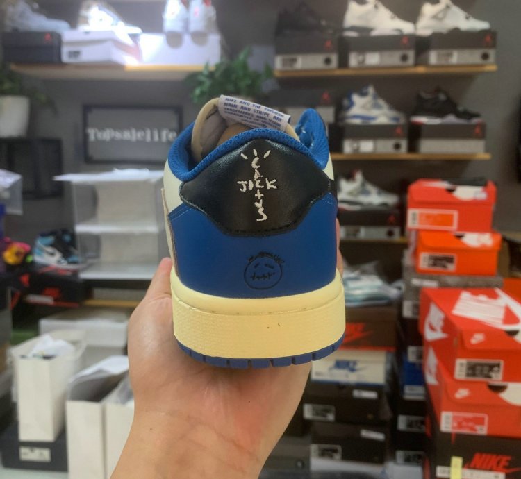 Fragment Design x Travis Scott x Air Jordan 1 Retro Low 'Military Blue' DM7866-140