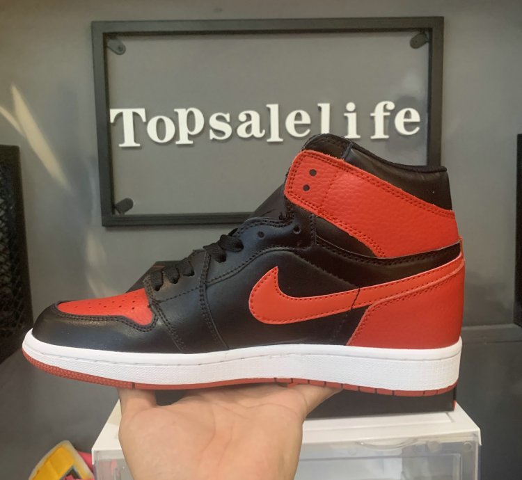 Air Jordan 1 Retro High OG 'Patent Bred' 575441-063