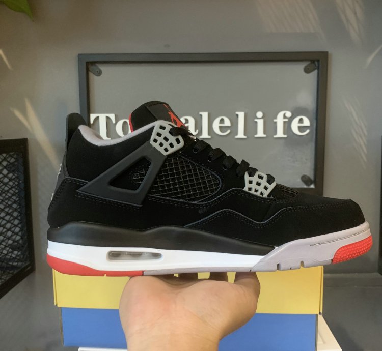 Jordan 4 Retro Bred (2019) 308497-060