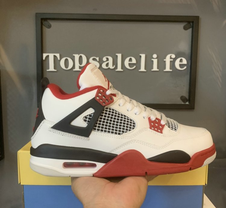 Jordan 4 Retro Fire Red (2012) 308497-110