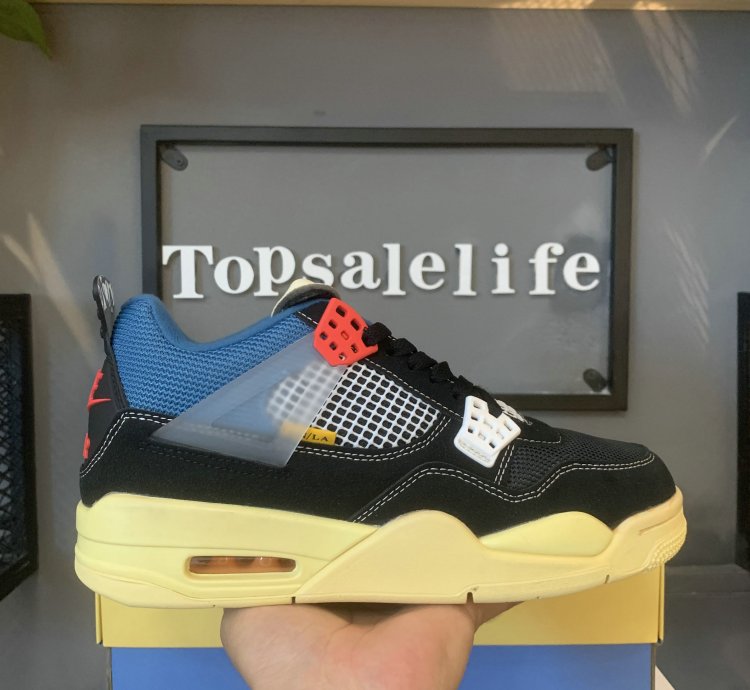 Jordan 4 Retro Union Off Noir DC9533-001