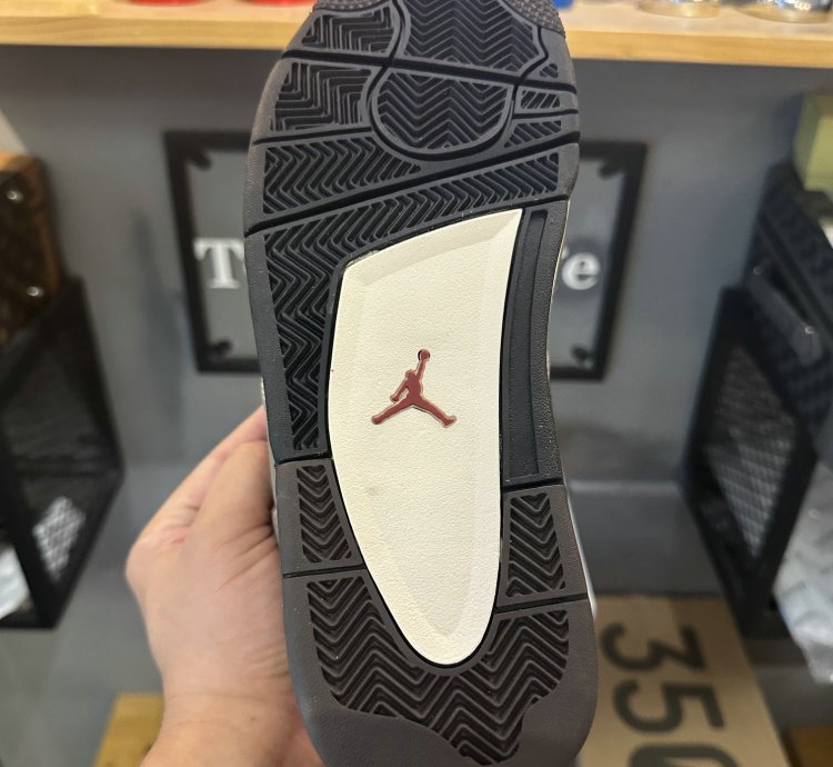Jordan 4 Retro Travis Scott Olive