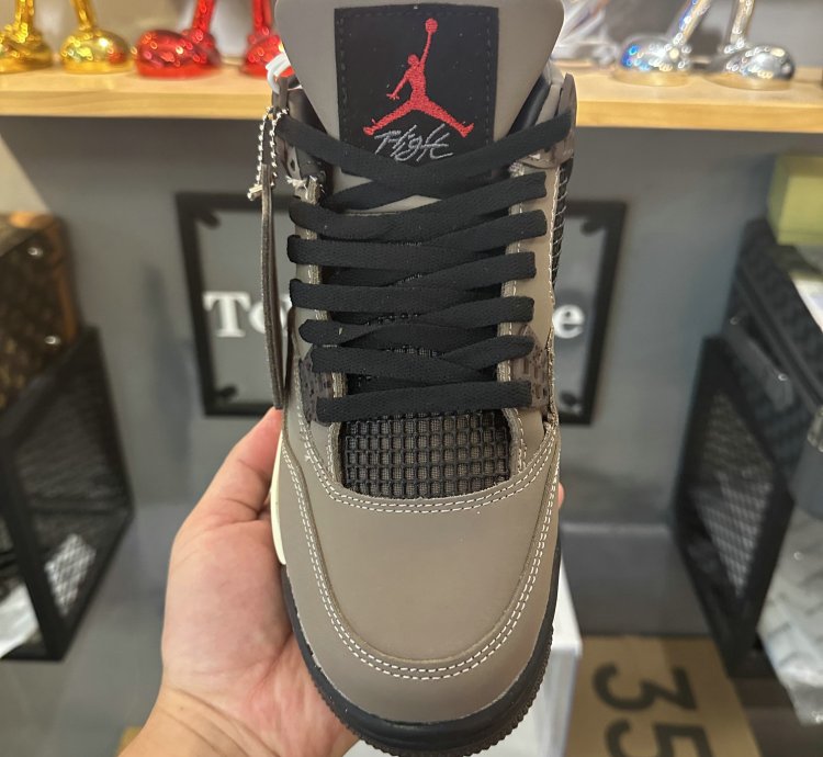 Jordan 4 Retro Travis Scott Olive