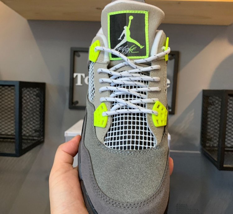 Jordan 4 Retro SE 95 Neon CT5342-007