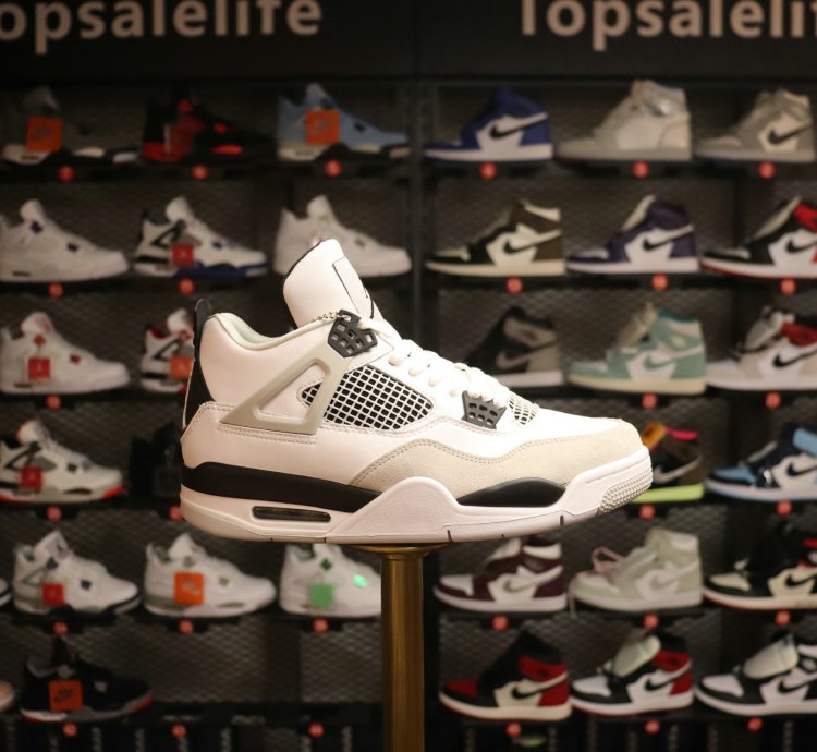 Jordan 4 Retro Military Black DH6927-111