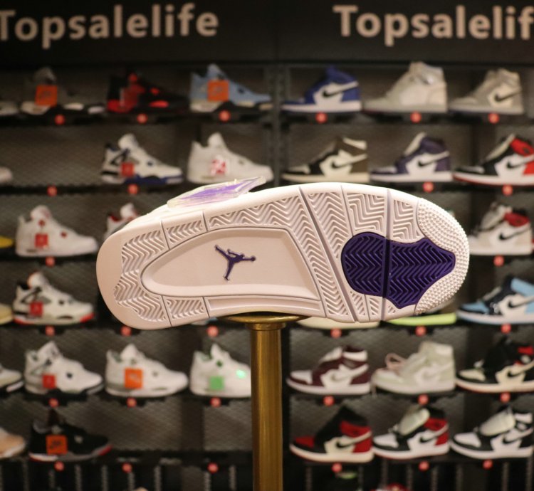 Jordan 4 Retro Metallic Purple CT8527-115