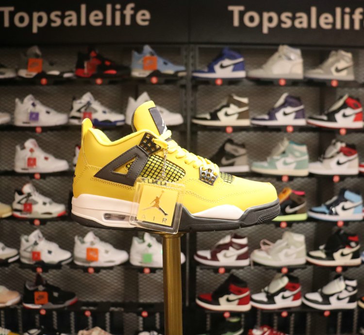 Jordan 4 Retro Lightning (2021) CT8527-700