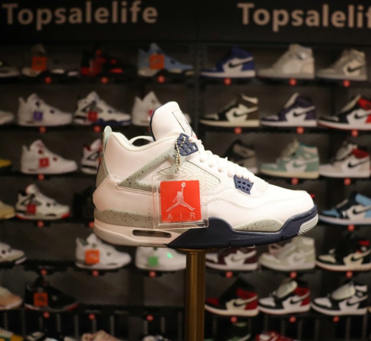Jordan 4 Retro Midnight Navy DH6927-140