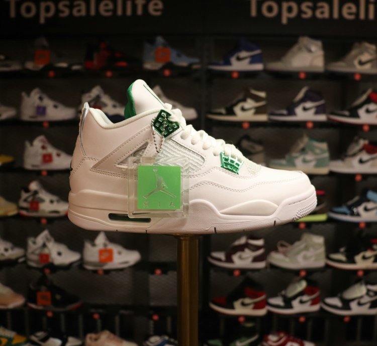 Jordan 4 Retro Metallic Green CT8527-113