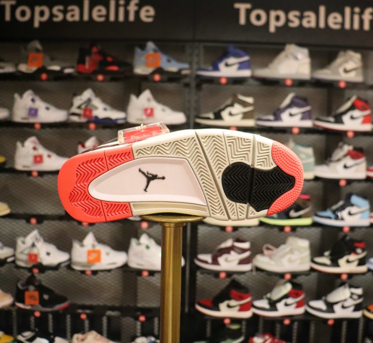Jordan 4 Retro Flight Nostalgia 308497-116