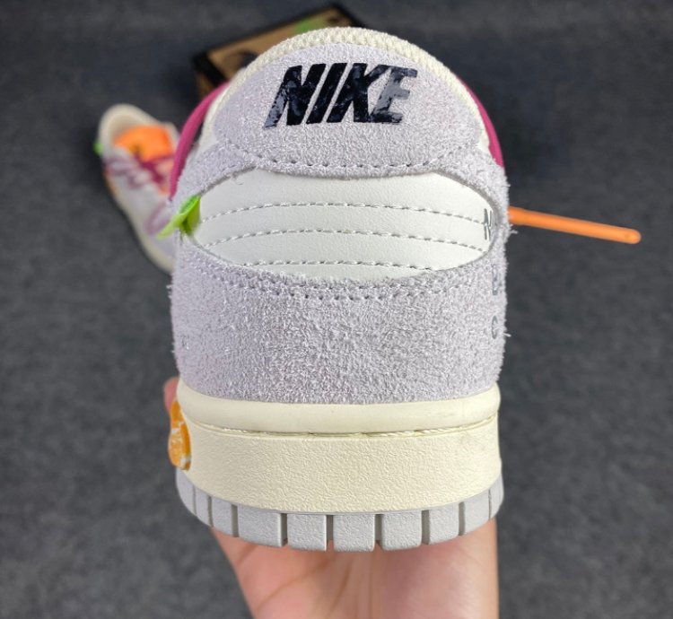 Nike Dunk Low Off-White Lot 35