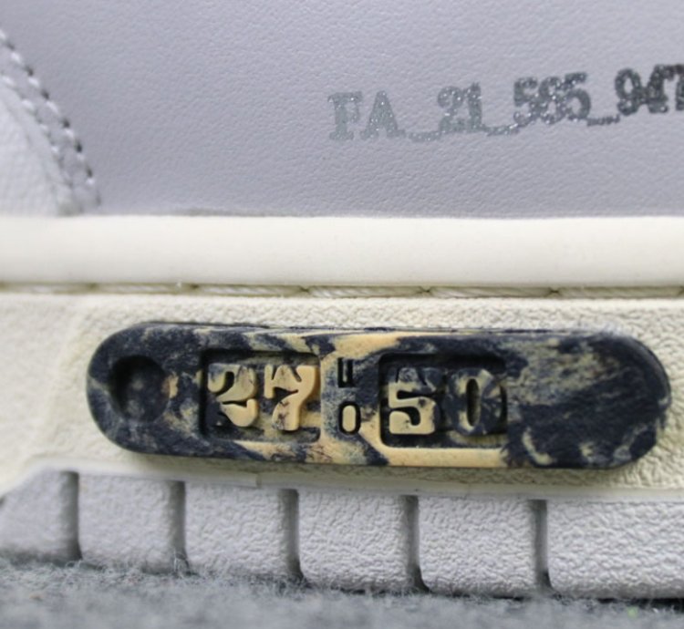 Nike Dunk Low Off-White Lot 27