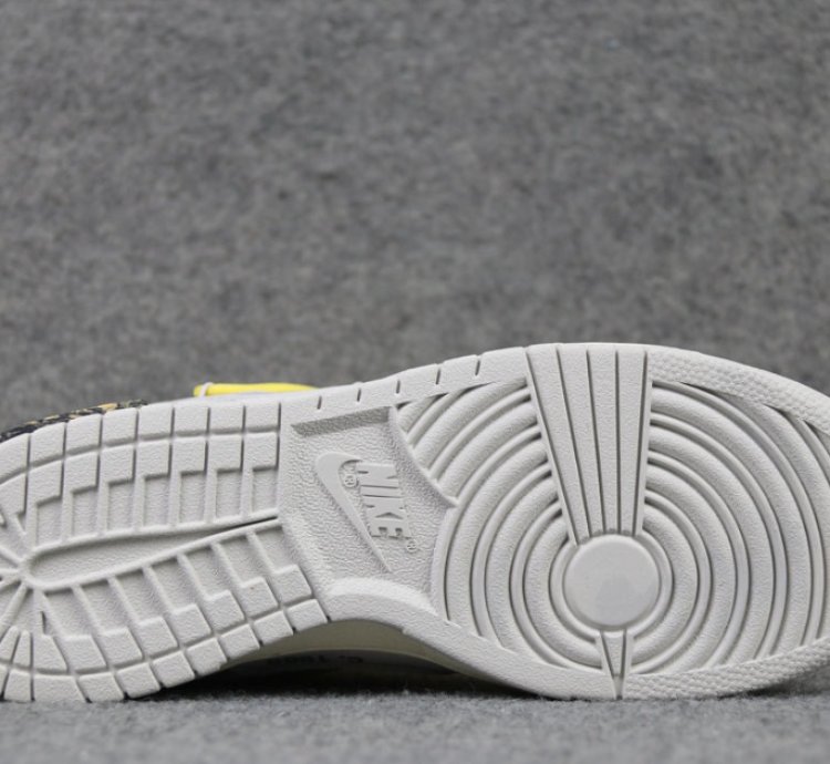 Nike Dunk Low Off-White Lot 27