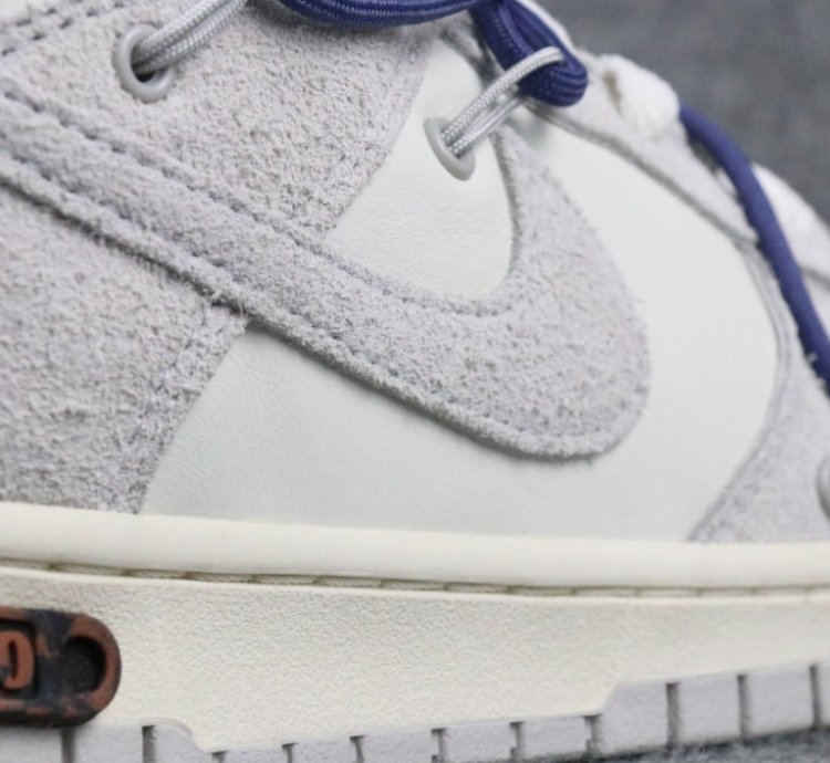 Nike Dunk Low Off-White Lot 18