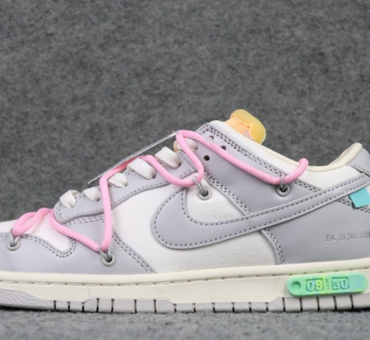 Nike Dunk Low Off-White Lot 9