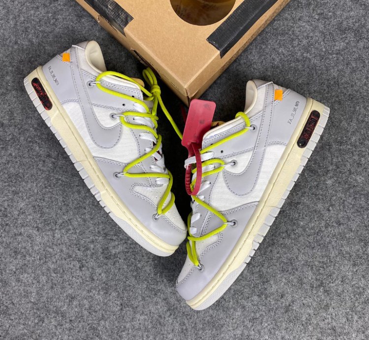 Nike Dunk Low Off-White Lot 8