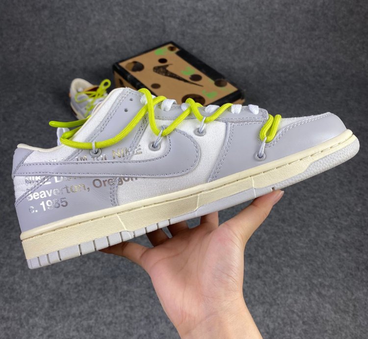 Nike Dunk Low Off-White Lot 8