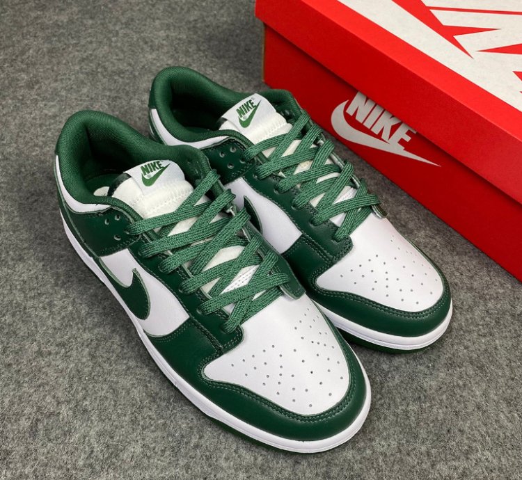 Nike Dunk Low Michigan State
