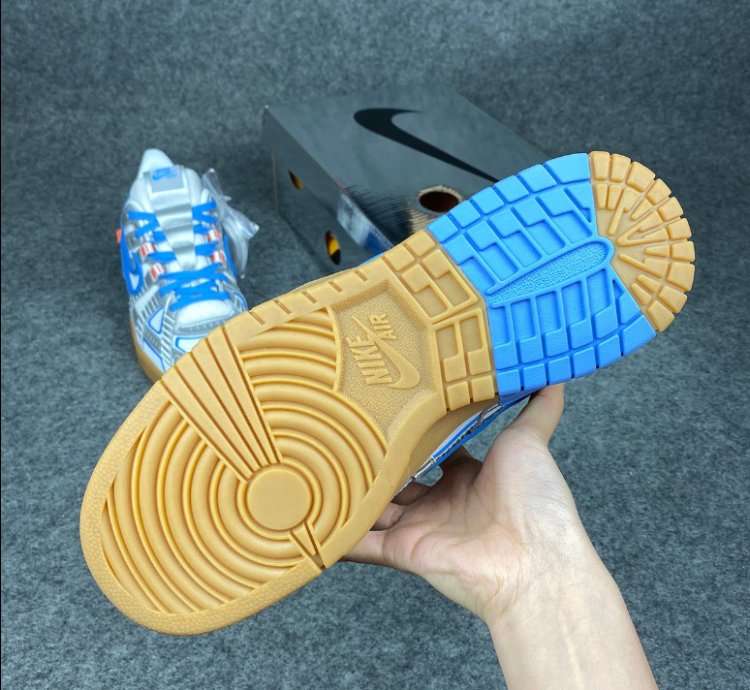 Nike Air Rubber Dunk Off-White UNC
