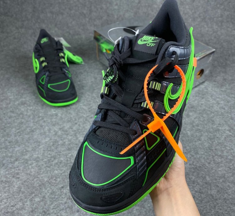 Nike Air Rubber Dunk Off-White Green Strike