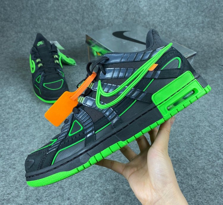 Nike Air Rubber Dunk Off-White Green Strike