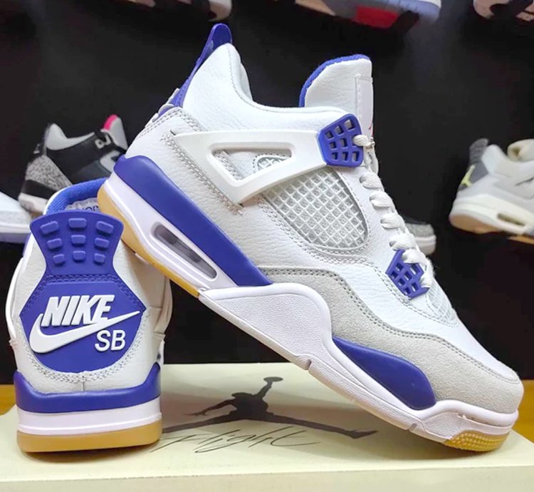 Nike SB x Air Jordan 4 ' Blue Sapphire '
