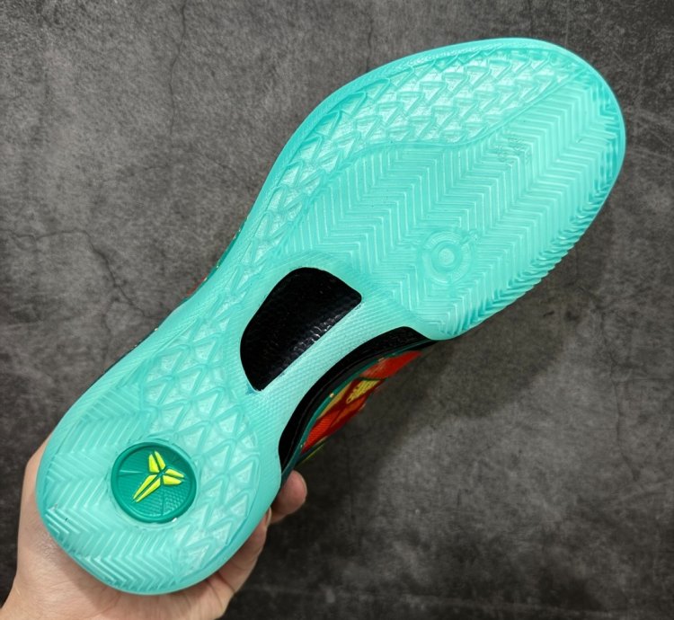 NK Kobe 8 What The Kobe HM9621-900