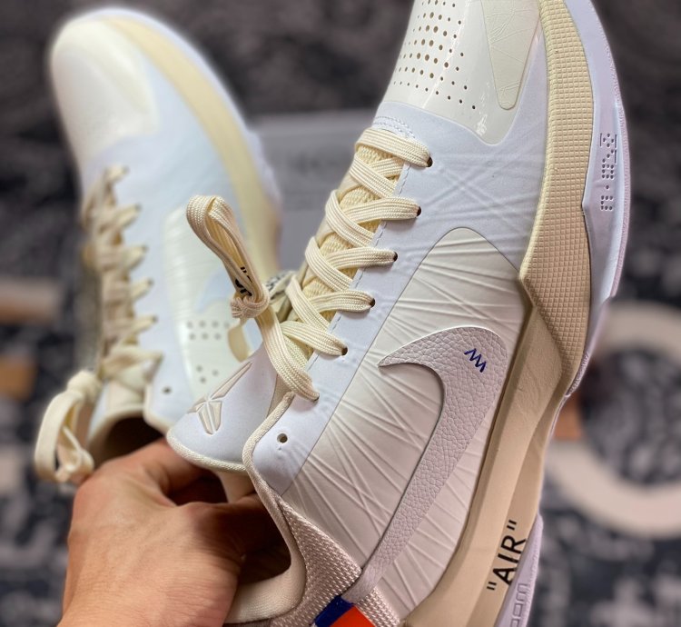 Off-White x NK Zoom Kobe 5 DB4796-101