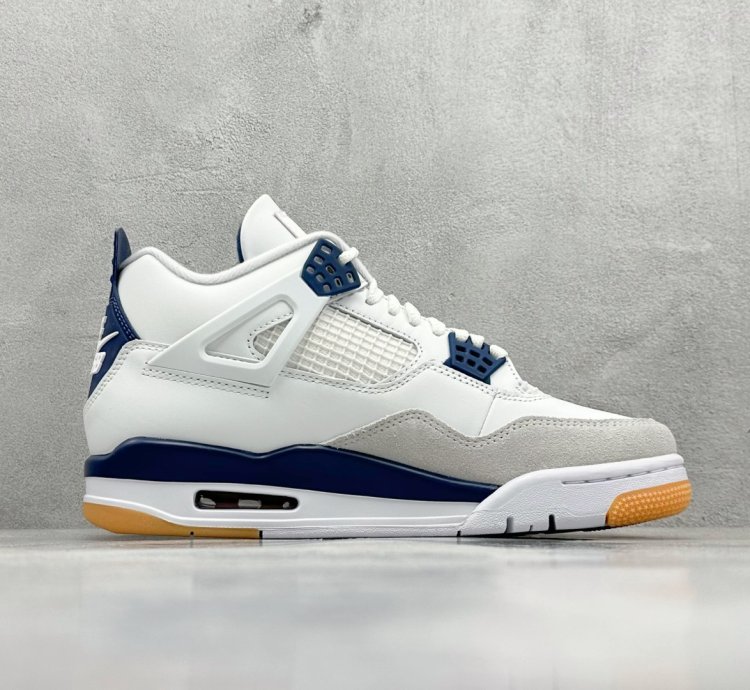 Nike SB x Jordan Air Jordan 4 ”Navy” DR5415-100